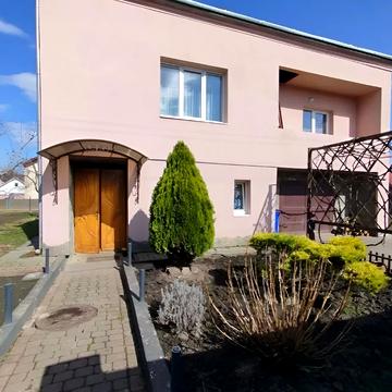 Устима Кармалюка вул.