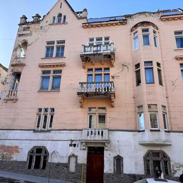 Героїв Майдану вул. (Гвардійська), 8