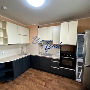 Коноплянська вул., 22-Б