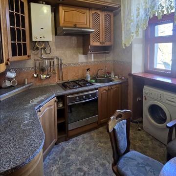 Пастера вул., 50