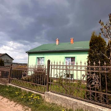 Сонячна вул., 14