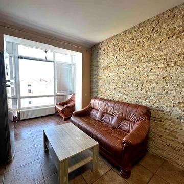 Гетьмана Петра Дорошенка вул., 22б