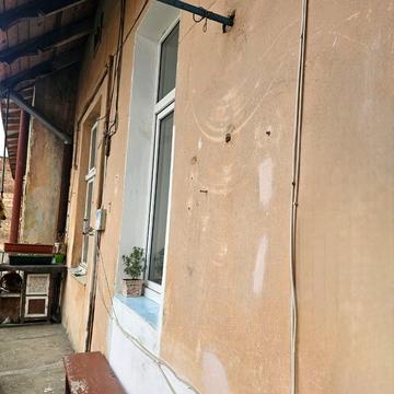 Братів Міхновських вул. (Московська), 31