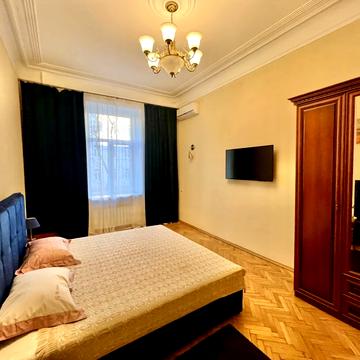 Крутий узвіз, 6/2