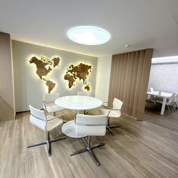 Предславинська вул., 57