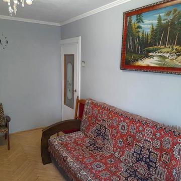 Євгена Патона вул., 7а