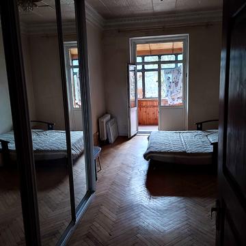 Берестейський просп. (Перемоги), 45