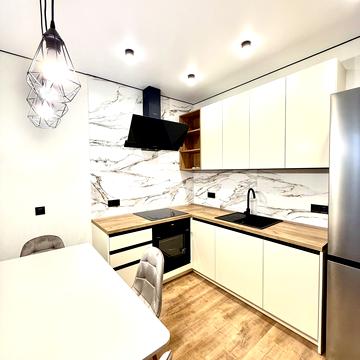 Павла Чубинського вул., (Корпус «Тигр 2»)