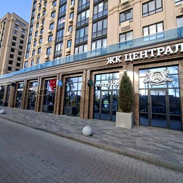 Соборна вул., 122