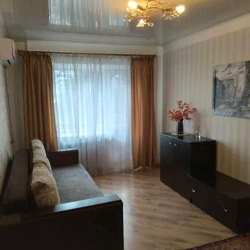 Щаслива вул., 2