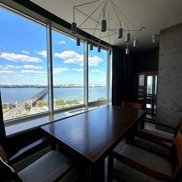 Королеви Єлизавети ІІ вул. (Глинки), 2