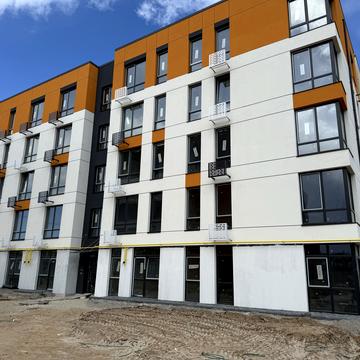 Поліська вул., (Будинок 4)