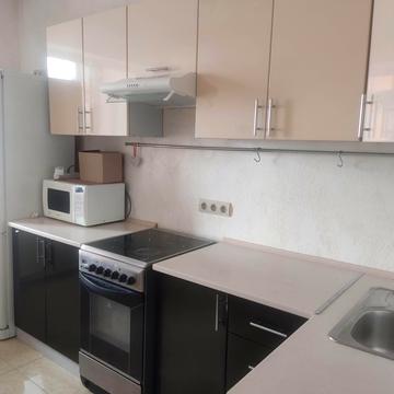 Богатирська вул., 6-А