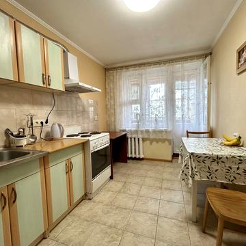 Антоновича вул. (Горького), 162