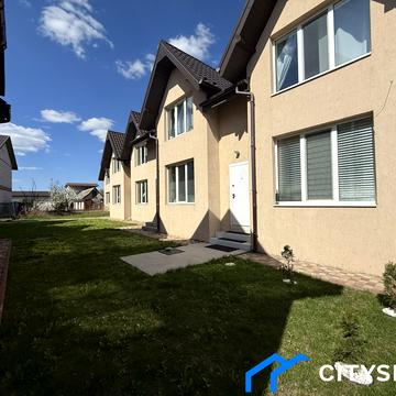 Польова вул., 8