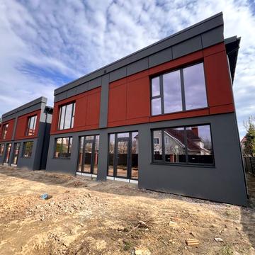 Фермерська вул., 57