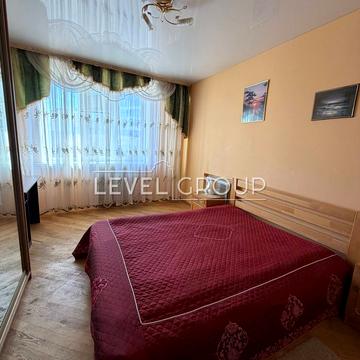 Мала Житомирська вул., 10