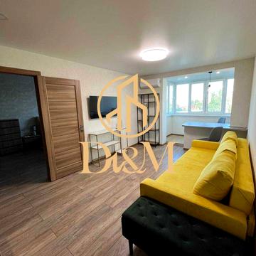 Павла Тичини просп., 13