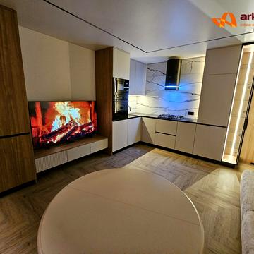 Юліана Пелеша вул., (Будинок 1)