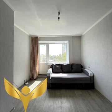 Севастопольська вул., 13