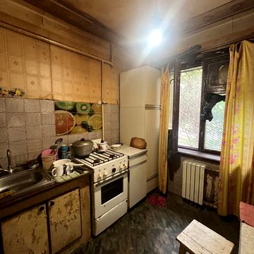 Степана Тільги вул. (Революційна), 30