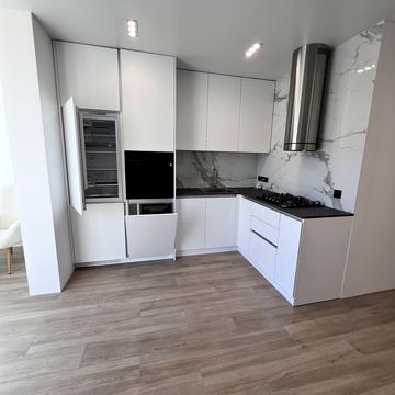 Гурія Бухала вул. (6-та Гвардійська), 13