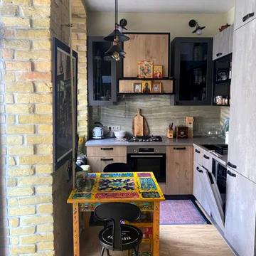 Івана Франка вул., 16/2