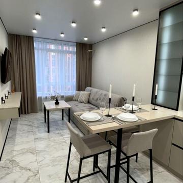 Братів Шеметів вул., 8