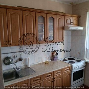 Рональда Рейгана вул., 9