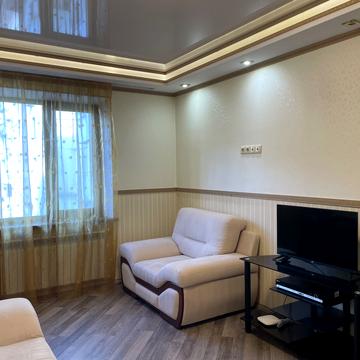 Академіка Сахарова вул., 44