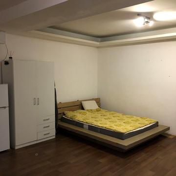 Героїв Дніпра вул., 3