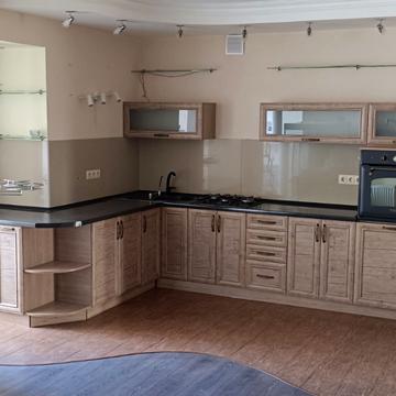 Миру просп., 84/2а