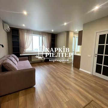 Академіка Павлова вул., 158