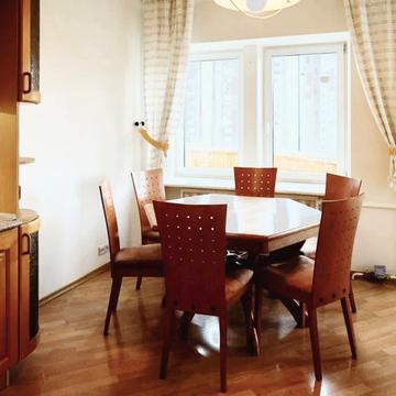 Володимира Івасюка просп. (Героїв Сталінграду), 22