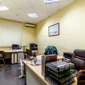 Дмитрівська вул., 69