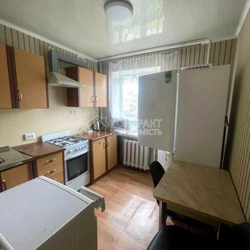 Бригади Хартія вул., 40