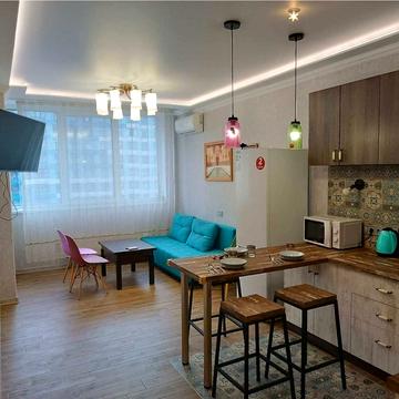 Євгена Сверстюка вул. (Марини Раскової), 6