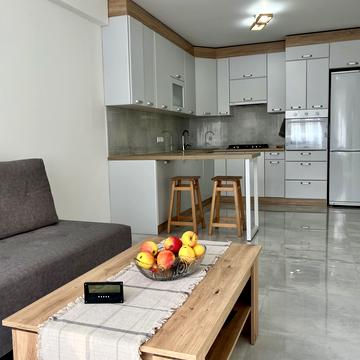 Зелена вул., 204-Б