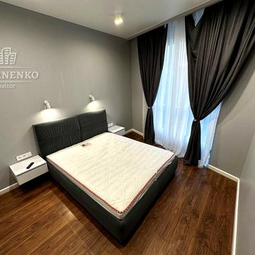 Сімферопольська вул., 2-М