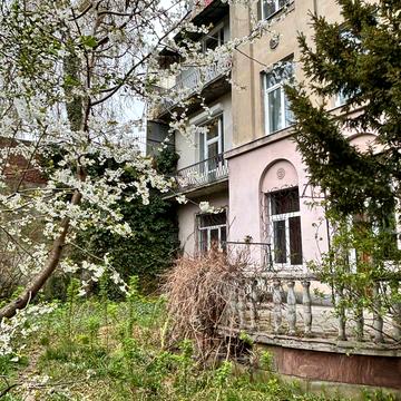 Василя Жуковського вул. (), 11