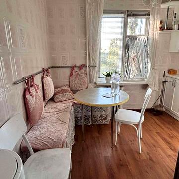 Євгена Танцюри вул., 27