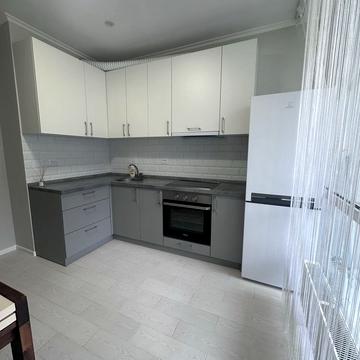 Європейського Союзу просп. (Правди), 41-Б