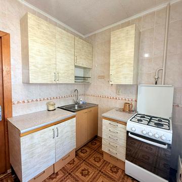 Червоної Калини просп. (Володимира Маяковського), 14-А