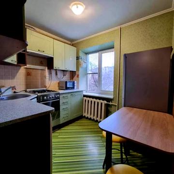 Володимира Івасюка вул., 3