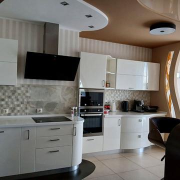 Валерія Лобановського просп. (Червонозоряний), 6-В