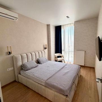 Велика Арнаутська вул., 23б