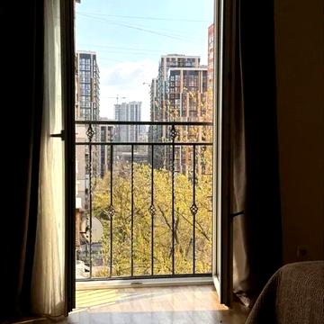 Предславинська вул., 47