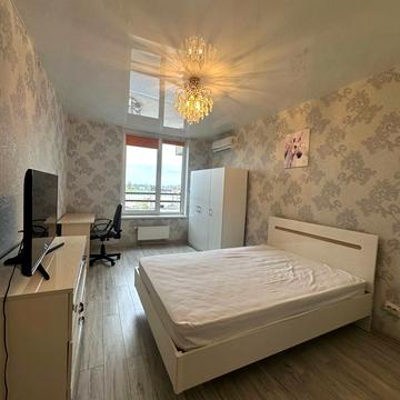 Анатолія Петрицького вул., 15-А