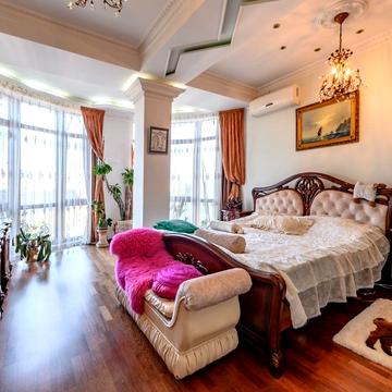 Тіниста вул., 9/12