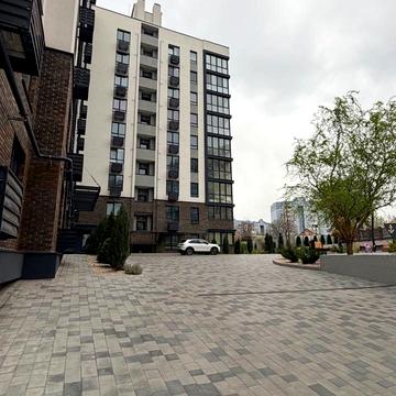 Миколи Різоля вул. (Маршала Судця), 32